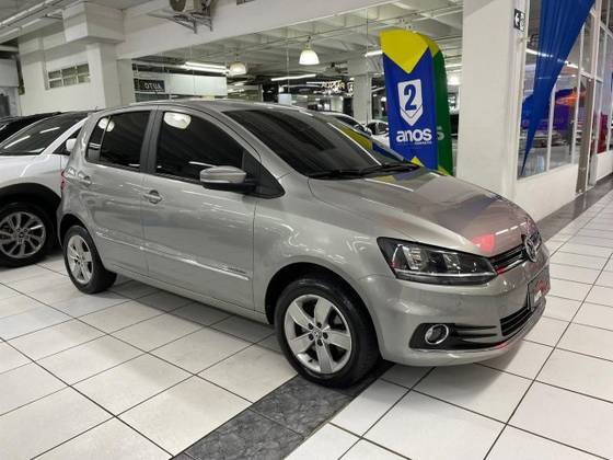 VOLKSWAGEN FOX 1.6 MSI HIGHLINE 16V FLEX 4P MANUAL